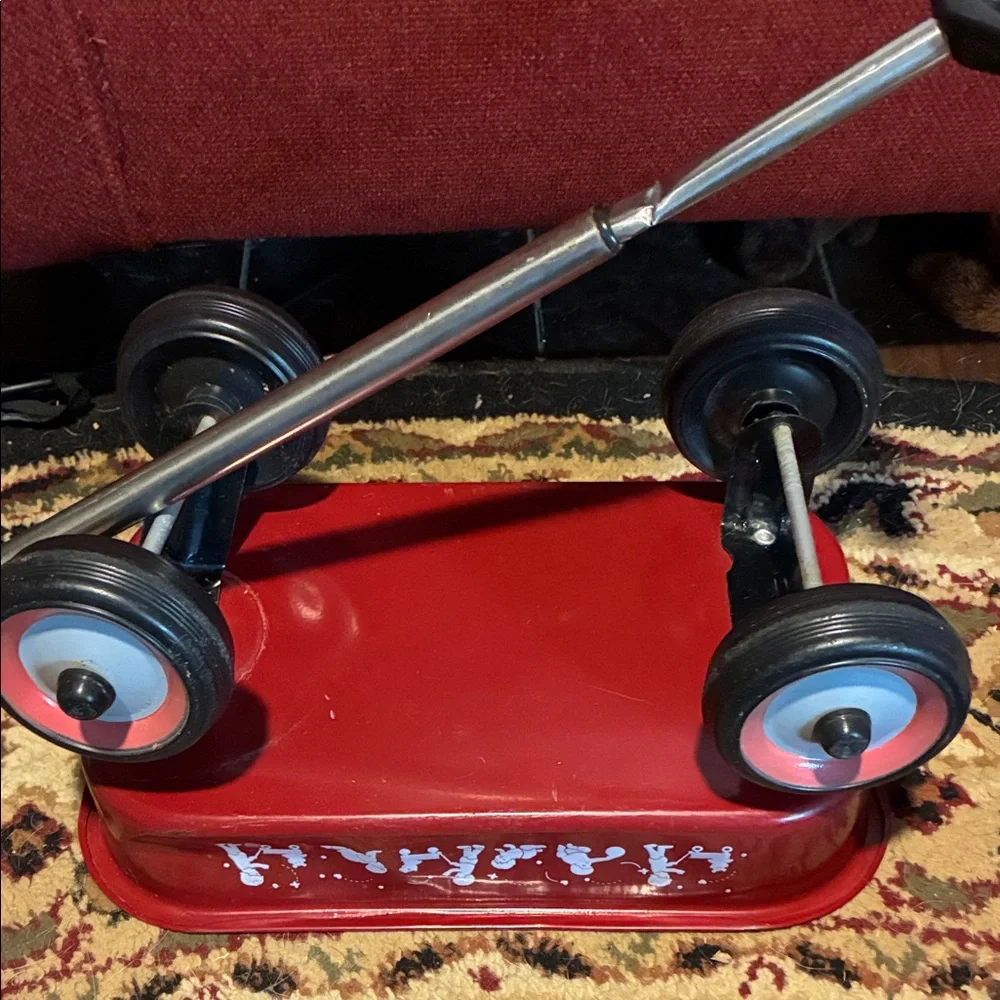 Red Small Kids Wagon Toy- the Handle & Wagon Both Have Dents. - Picture 7 of 10
